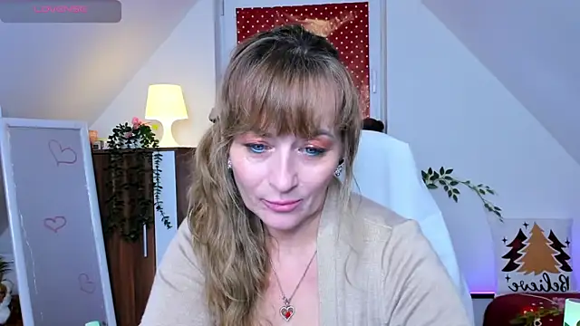 naughtymilane's cam snapshot