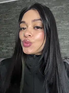 Saray_charmante's cam snapshot