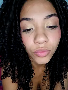 CurlyBitch's cam snapshot