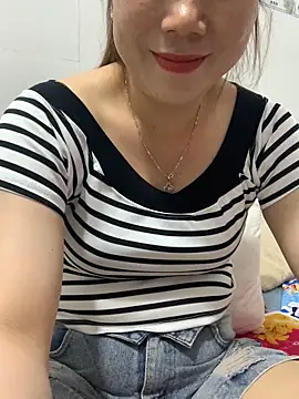 Baby-lovely69's cam snapshot