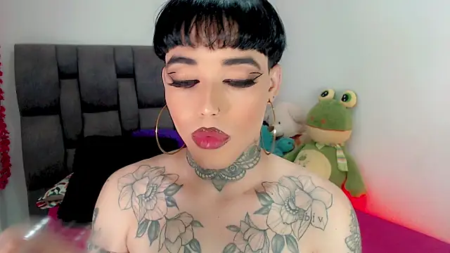 little_star_porn's cam snapshot