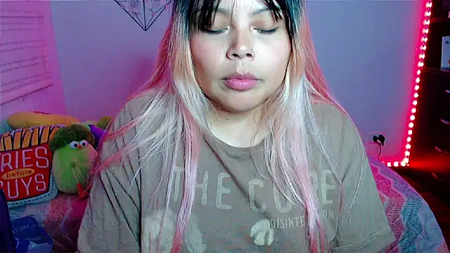 EllieMoonX's cam snapshot