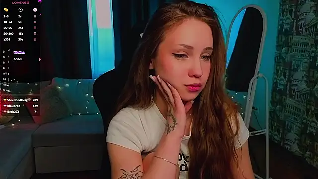 Alice_loft live sex cam