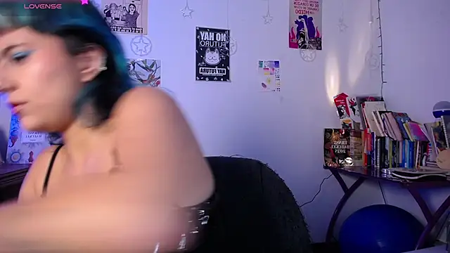 AlmaNanax's cam snapshot