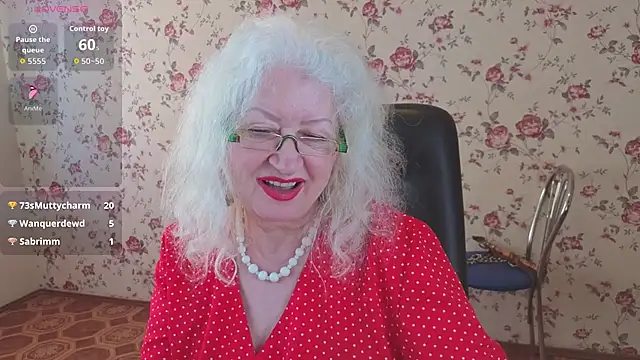 Maya_Mayflower's cam snapshot