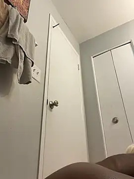 QueeneCoco live sex cam