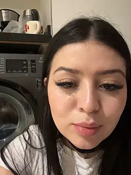 lolaaculaa live sex cam