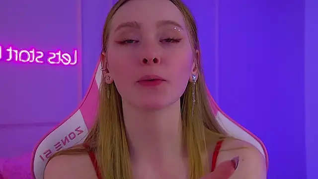 AgataFoxley live sex cam