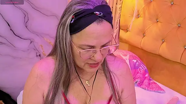 miisevvie_'s cam snapshot