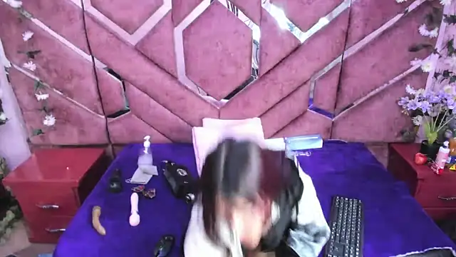 _Maleja_19_'s cam snapshot