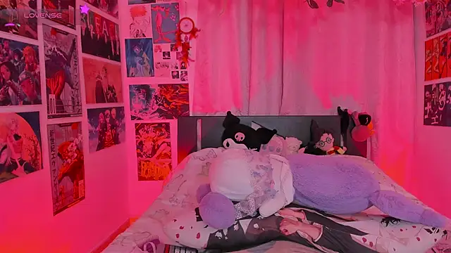 MissCurvyTop's cam snapshot