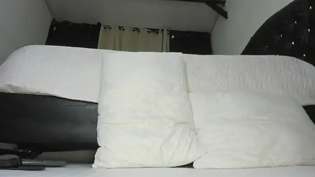 martinaclark's cam snapshot