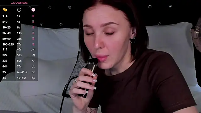 LianaFord's cam snapshot