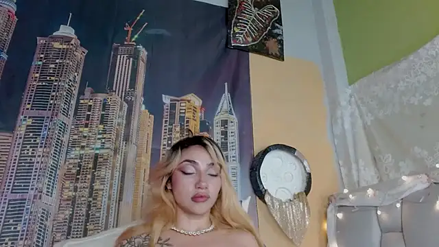 IM_MAYA live sex cam