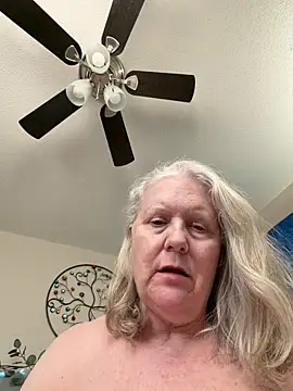 Kaitlyn_Winters live sex cam