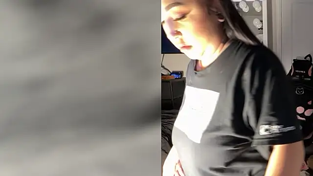 ms_cupid's cam snapshot