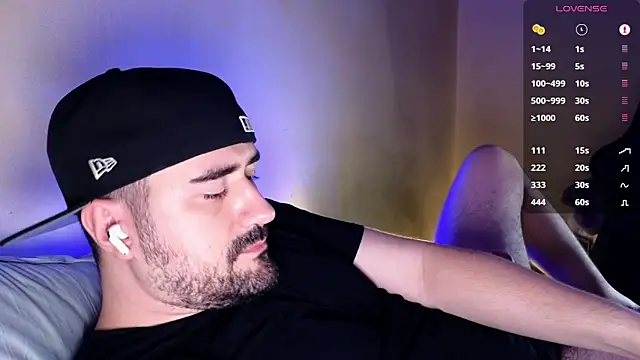 DominantTheo live sex cam