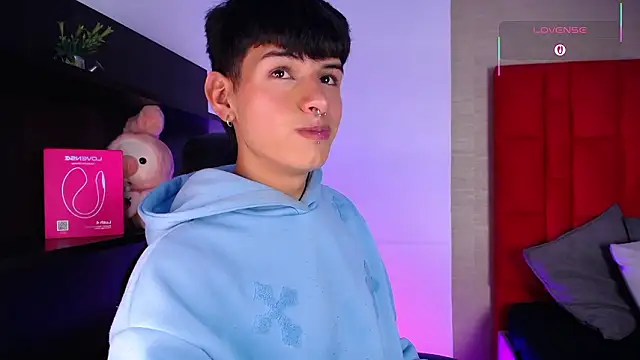 Ezra_Storm live sex cam