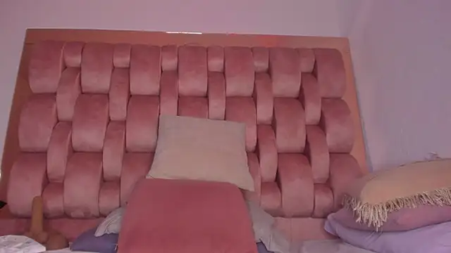 swt_kahia's cam snapshot