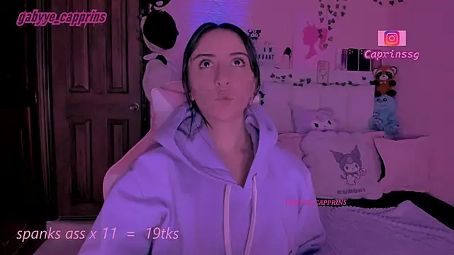 gabyye_capprins's cam snapshot