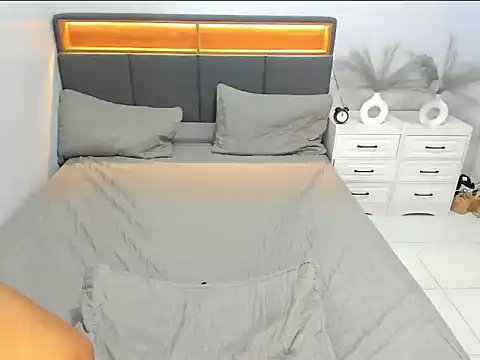 EllaCalifa live sex cam