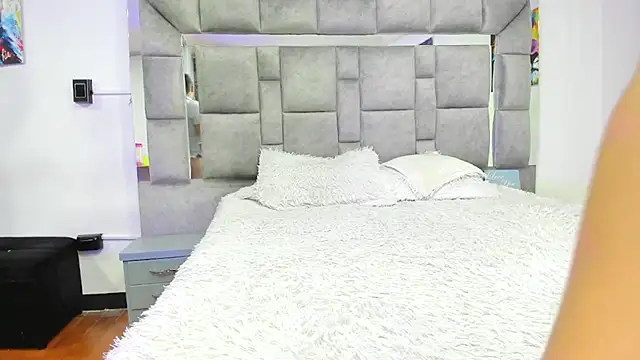 Candy_And_Andy_'s cam snapshot