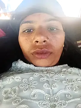 Rubi_sarma's cam snapshot