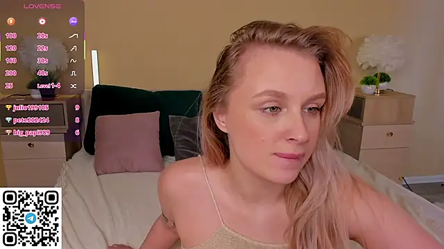 KiraRuiz's cam snapshot