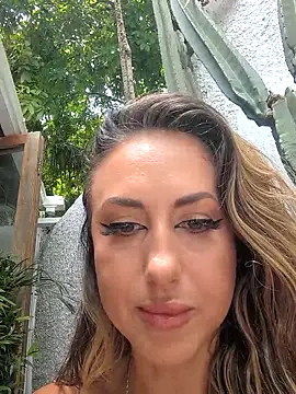 Bella-Grace's cam snapshot