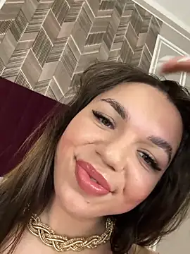 CamillaLarson live sex cam