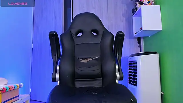 riky_11's cam snapshot