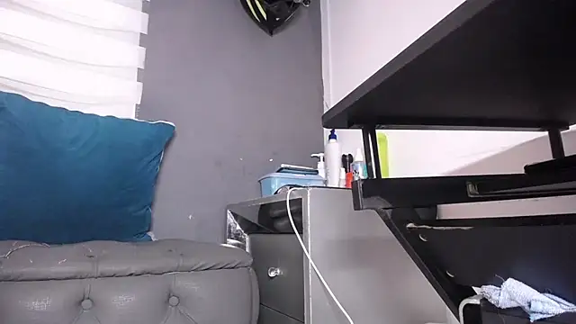 dirty_27cms's cam snapshot