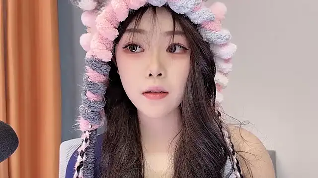 smalldaisy's cam snapshot