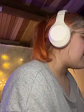 Sophia_Weest99's cam snapshot