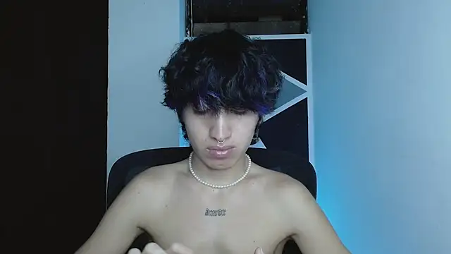 littlextreme live sex cam