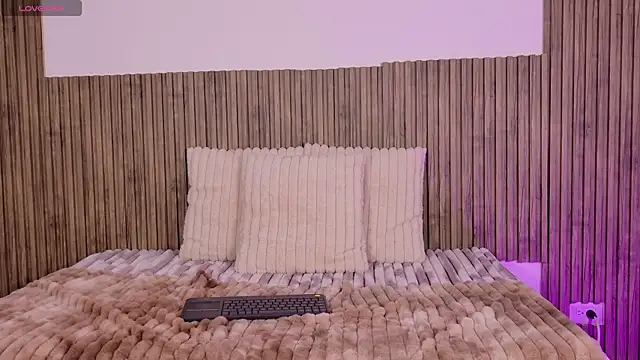 ZoeAniston's cam snapshot