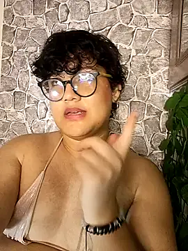 Alice2806 live sex cam