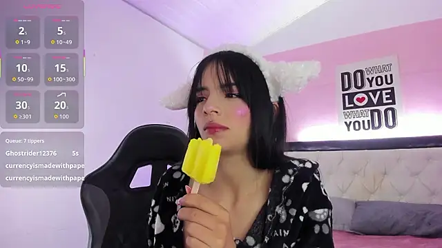 Barbieteeen's cam snapshot