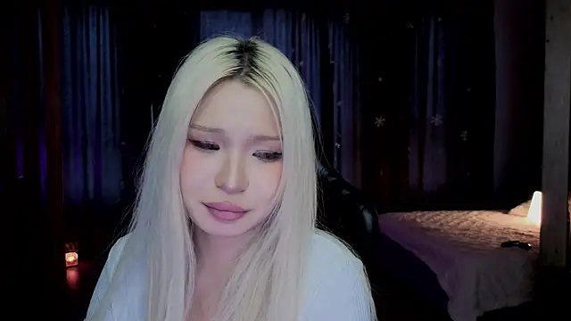 RileyMee live sex cam