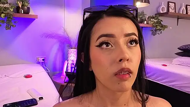 Megan_Ritz's cam snapshot