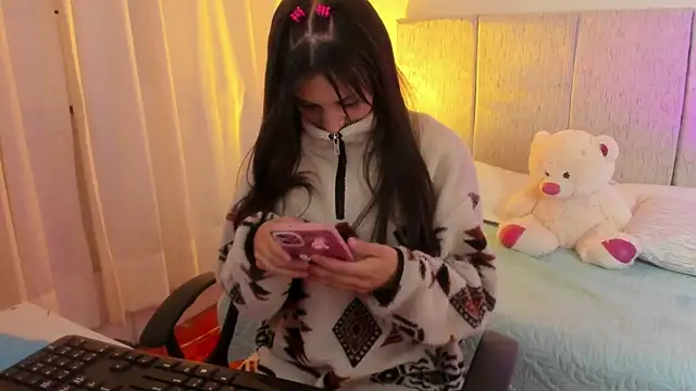 TinaJonus live sex cam