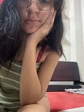 Noamilk live sex cam