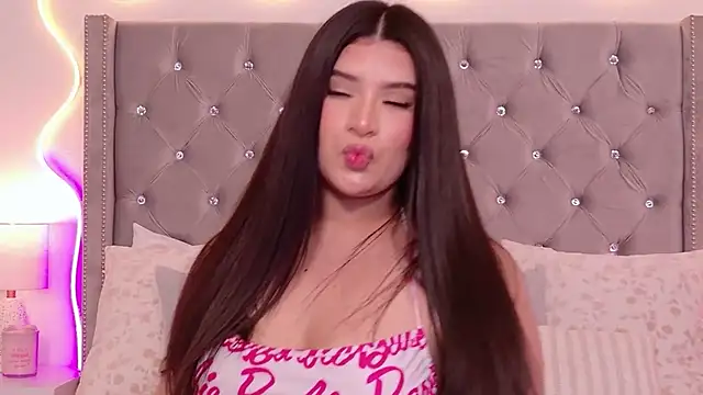 JuliaSUMMERS2022 live sex cam