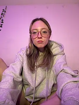 ReenKitty live sex cam