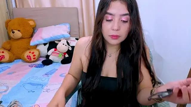 _alicia_z's cam snapshot