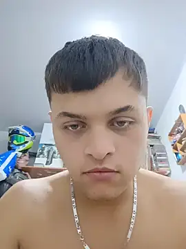 Andres_medi32's cam snapshot