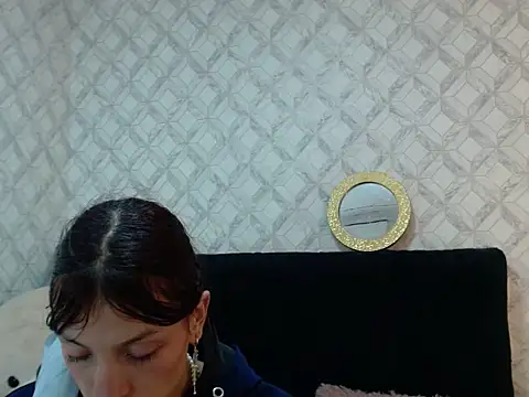 Emma-Wilson's cam snapshot