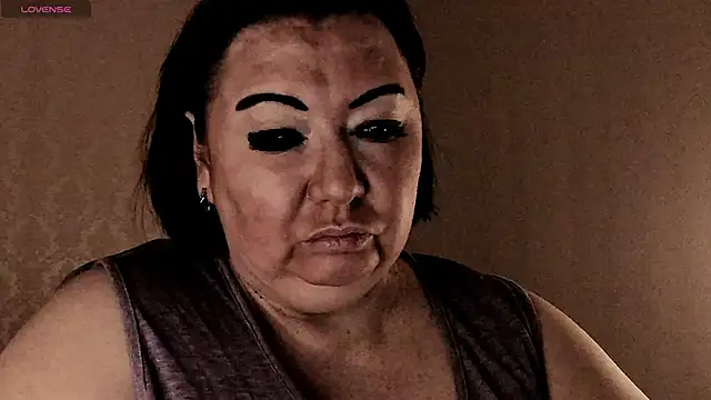 SexxyDreams1's cam snapshot