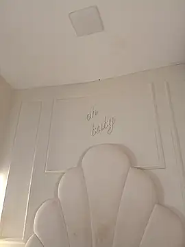 Kaylachannell's cam snapshot