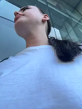 KiraSunshine live sex cam